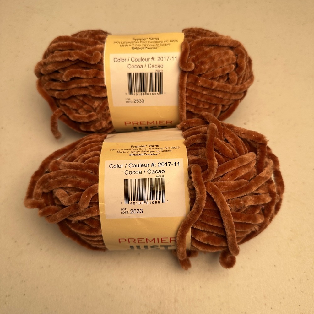 Premier Just Chenille Yarn Cocoa Brown Super Bulky 2 Skeins Matching Lot 65yd Ea - Picture 3 of 4